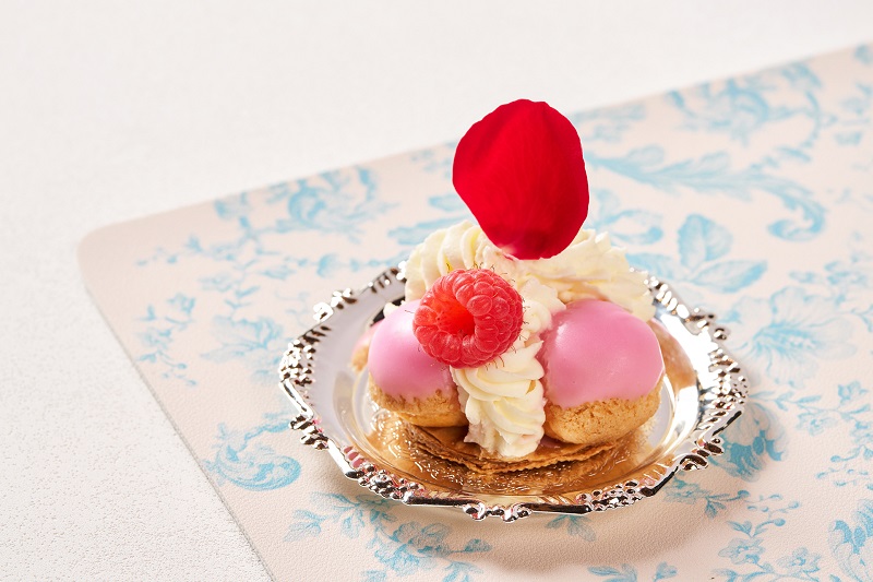 树莓玫瑰泡芙塔 Raspberry Rose Gateau St Honore